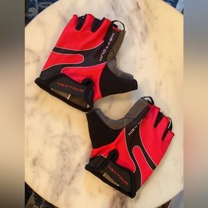 Womens hot pink cycling gloves